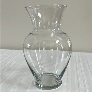 Clear Glass Vase 10 1/2“ Height  Shape: Ginger Jar Bottom and Flared Top